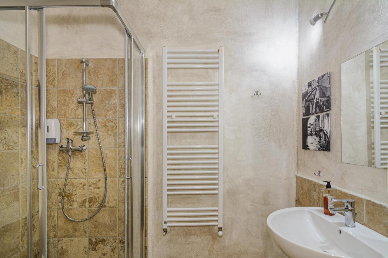 B&B Relais Inn Lucca Exteriör bild